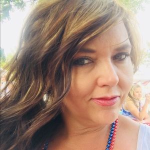 Meet your Posher, Deanna